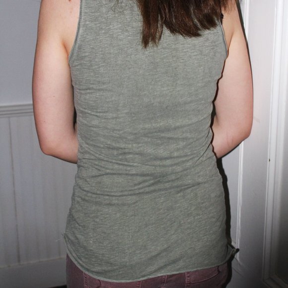 Layers Zen Tank - Picture 3 of 4